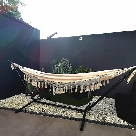 شقة With Patio - Steps Away From Center ليوبليانا