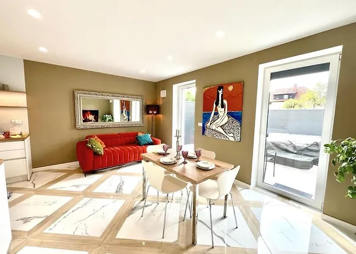 With Patio - Steps Away From Center * Ljubljana